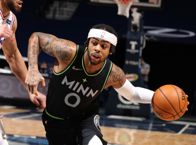 九游APP-狼队中场抢断成功，保持稳定表现