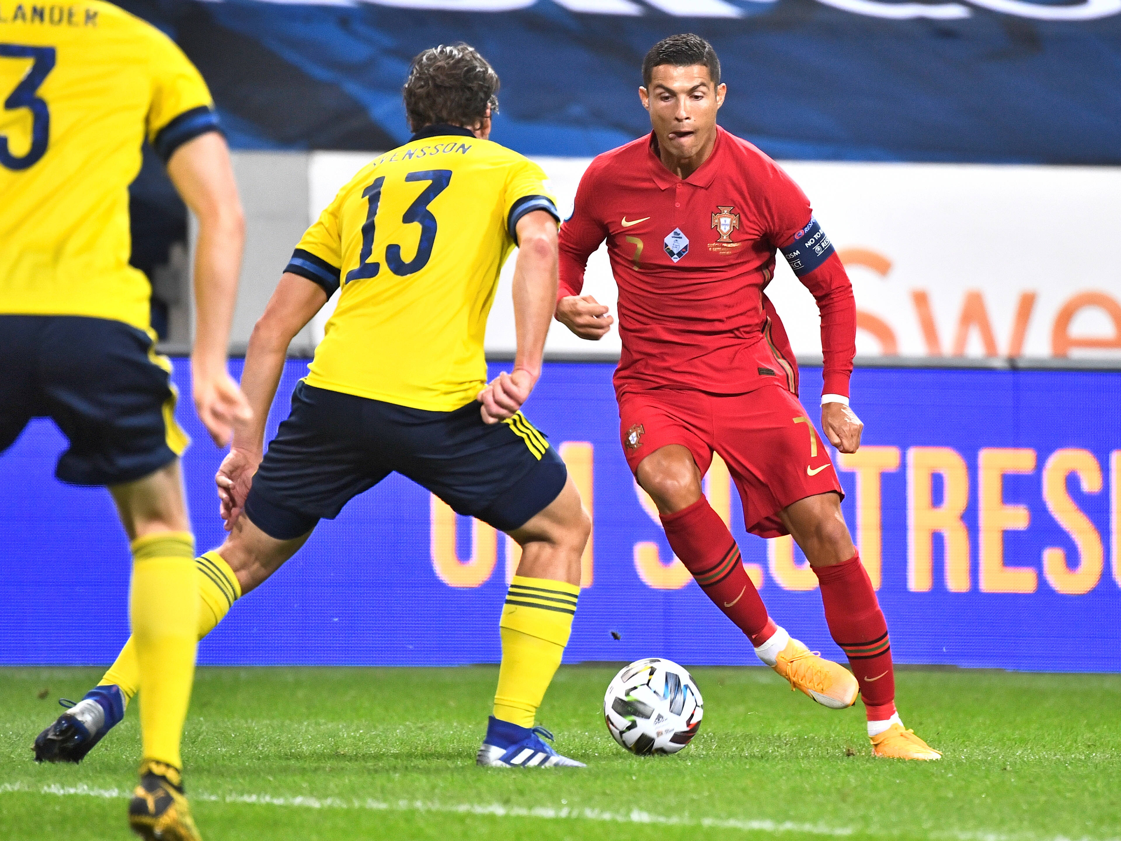 九游app下载-包含瑞典队险胜葡萄牙队，张继科惊艳四座的词条