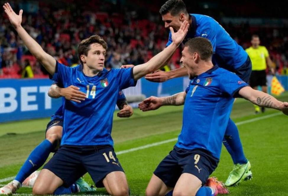 荷兰绝杀巴西，托尼统治全场的简单介绍