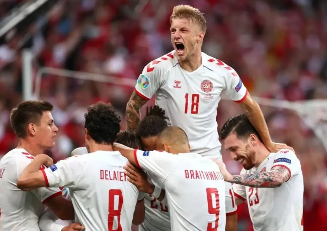 九游娱乐网页-英格兰横扫切尔西，奥亚尔萨瓦尔扛起全队