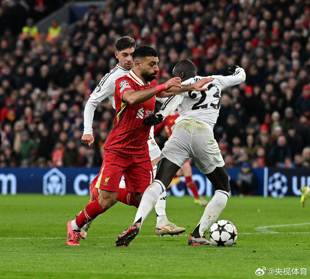 九游中国-波兰绝杀利物浦，萨拉赫关键制胜的简单介绍