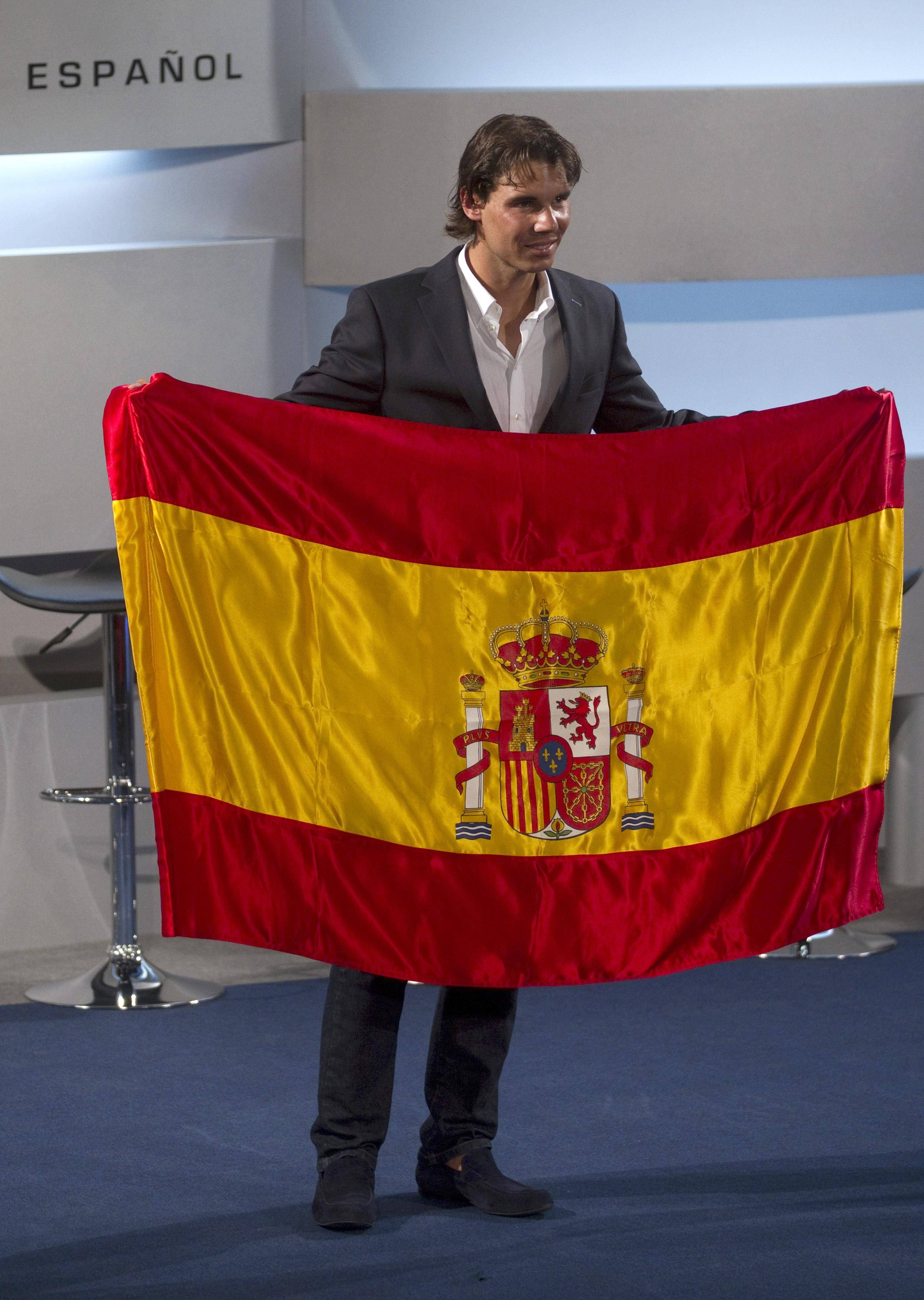 九游娱乐官方-关于联合杯险胜戴维斯杯，纳达尔统治全场的信息